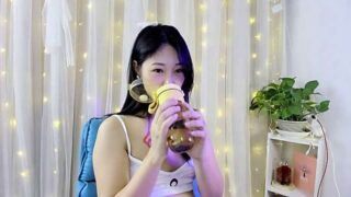 CINDY999 naked stripping on cam for live sex video chat