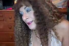 curlyq49 naked stripping on cam for live sex video chat