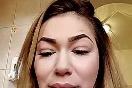 Ella_playful naked stripping on cam for live sex video chat