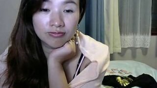 EvaVahnxiangxiang naked stripping on cam for live sex video chat
