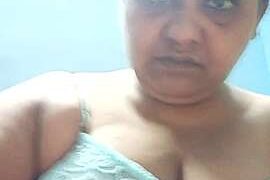 jiya-sexybb naked stripping on cam for live sex video chat