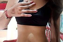 joya2002 naked stripping on cam for live sex video chat