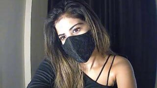 Kia_Lovee naked stripping on cam for live sex video chat