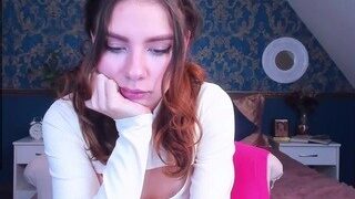 onlychloe nude on webcam in her Live Sex Chat