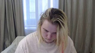Palatablejess naked stripping on cam for live sex video chat