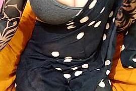 pari_69 naked stripping on cam for live sex video chat