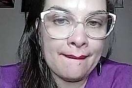 Showfull2k naked stripping on cam for live sex video chat