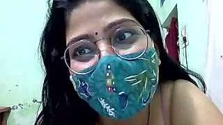 simratkaur95 naked stripping on cam for live sex video chat