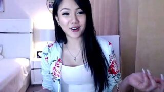 Soyumi_ naked stripping on cam for live sex video chat
