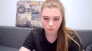 SweetValery19 naked stripping on cam for live sex video chat