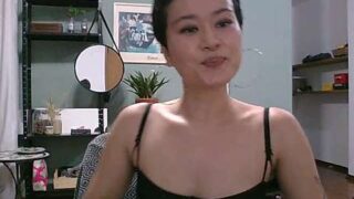 venusiann naked stripping on cam for live sex video chat