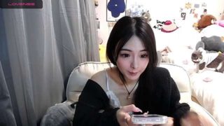 ANNIE_99 naked stripping on cam for live sex video chat