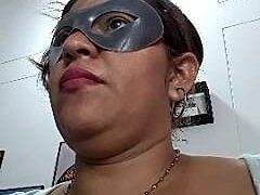 annie_bellqs naked stripping on cam for live sex video chat