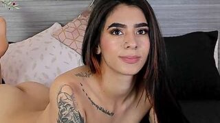 EvaMartinez naked stripping on cam for live sex video chat