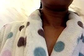 Goldernsexy02 naked stripping on cam for live sex video chat