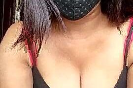 Naina-143 naked stripping on cam for live sex video chat
