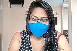 Poojahouse12 naked stripping on cam for live sex video chat
