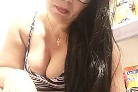 aliciaxmilf naked stripping on cam for live sex video chat