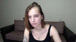 AnnyCouple naked stripping on cam for live sex video chat