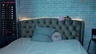 ChelsiiKoth naked stripping on cam for live sex video chat