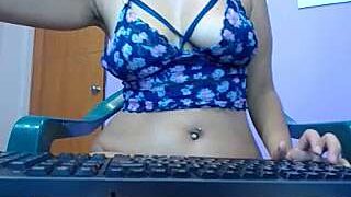 fisting_gisel naked stripping on cam for live sex video chat