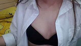 _Vineyard naked stripping on cam for live sex video chat