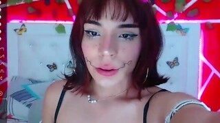 Alanna-SmithTs nude on webcam in her Live Sex Chat