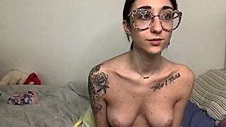 ScarlettModel96 naked stripping on cam for live sex video chat