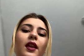Amelya_Tewers naked stripping on cam for live sex video chat