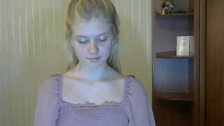 Anastelisa naked stripping on cam for live sex video chat