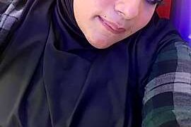Maryam_yamal naked stripping on cam for live sex video chat