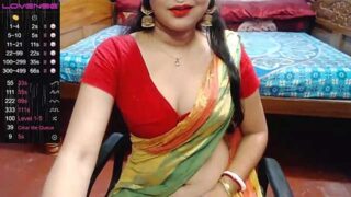 _Pretty_priya94 naked stripping on cam for live sex video chat