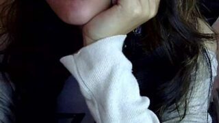 Puja_roy12 naked stripping on cam for live sex video chat