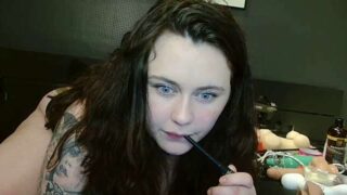 sluttymedusa naked stripping on cam for live sex video chat