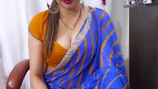 Param_Sundari naked stripping on cam for live sex video chat