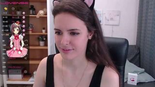 Roni_Tailed naked stripping on cam for live sex video chat