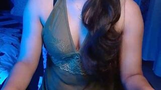 Atubah naked stripping on cam for live sex video chat