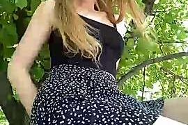 kuttekc naked stripping on cam for live sex video chat