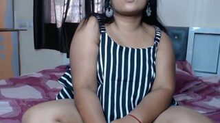 Swarna14311 naked stripping on cam for live sex video chat