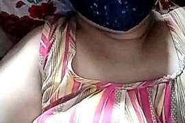 YASMEEN_12 naked stripping on cam for live sex video chat