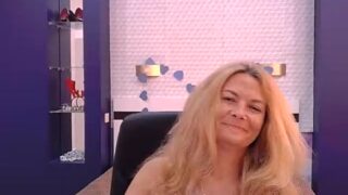 Lucy__Kim naked stripping on cam for live sex video chat