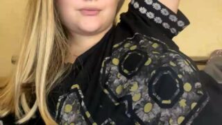 Caramelle_Girl naked stripping on cam for live sex video chat