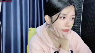 Cute_cici naked stripping on cam for live sex video chat