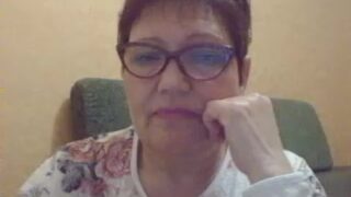 lunolicaya naked stripping on cam for live sex video chat