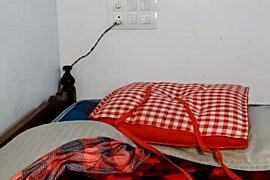 Malayali-pennu naked stripping on cam for live sex video chat