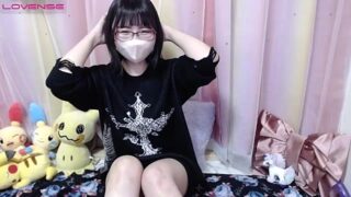 Runa-Runa- nude stripping on webcam for live sex video chat