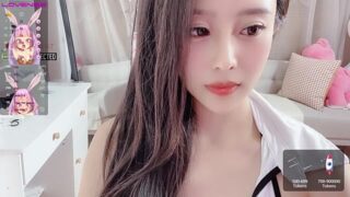 JennyJoice nude stripping on webcam for live sex video chat