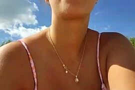Hii_Lolla nude stripping on webcam for live sex video chat