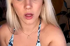 lexi_luv nude stripping on webcam for live sex video chat