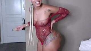 THAWHAM nude on xxx webcam in her Live Sex Chat